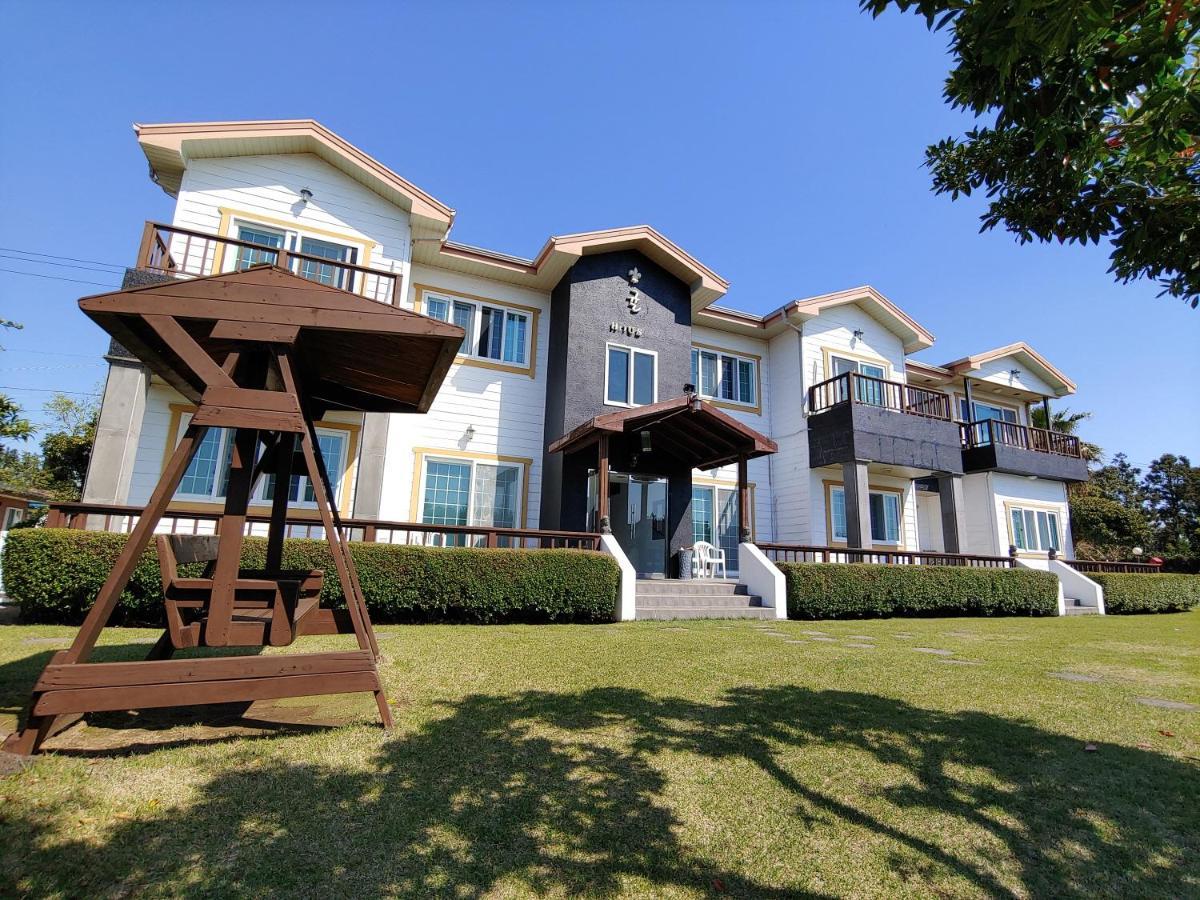 Gyulhouse Pension Seogwipo Exterior foto