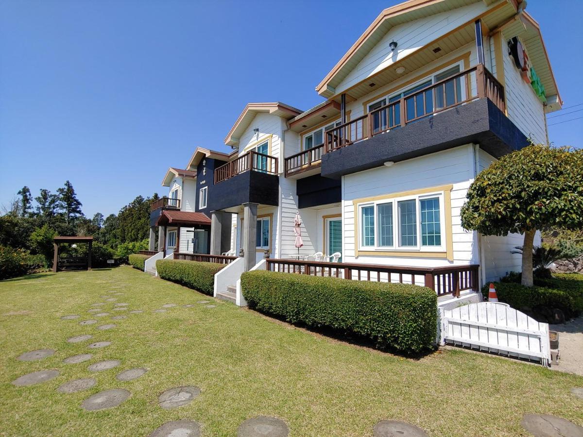 Gyulhouse Pension Seogwipo Exterior foto